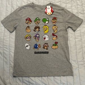 NWT - Gap Kids Super Mario T-shirt - XL